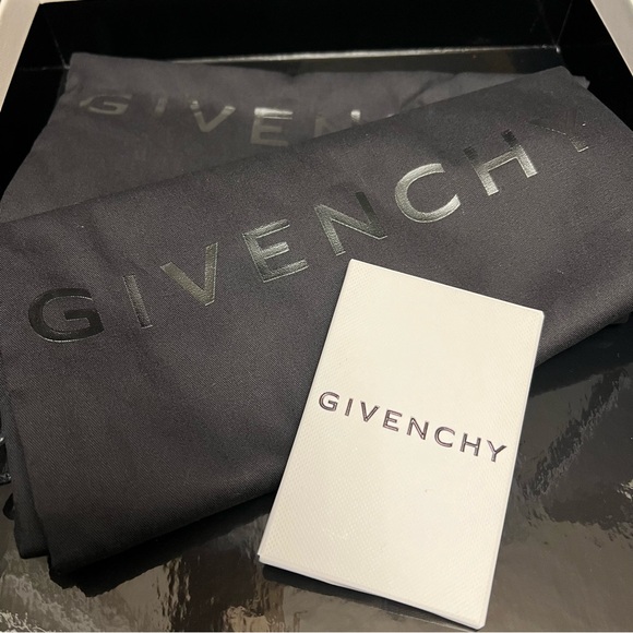 Givenchy Red/White Shoes | Urban Street Sneakers | Size 37.5 - Picture 10 of 10